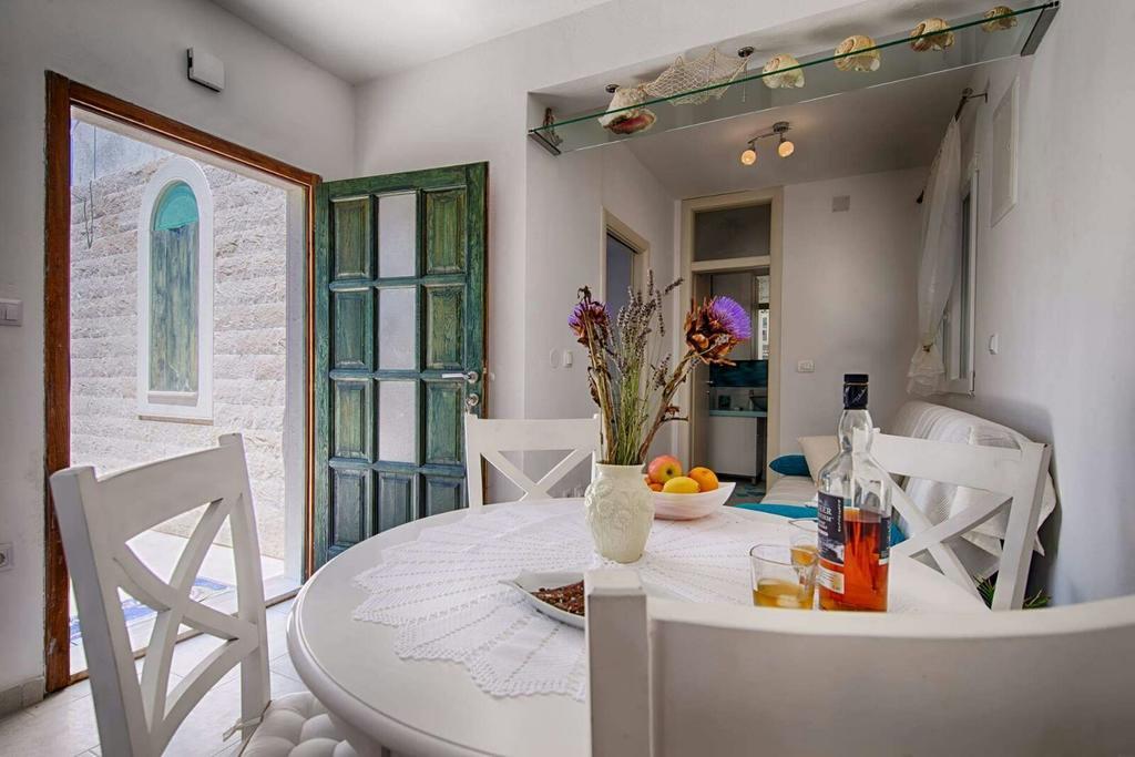 Molo Trovna Apartments فيس المظهر الخارجي الصورة