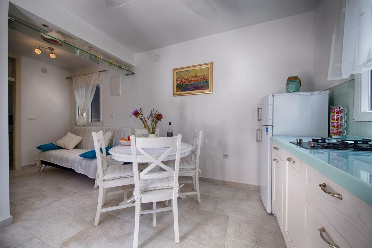 Molo Trovna Apartments فيس المظهر الخارجي الصورة